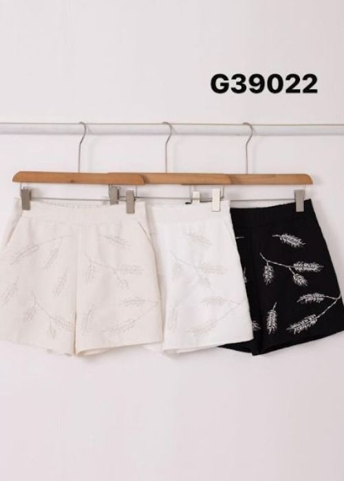 1711 SHORT LINHO BORDADO